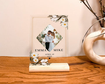 Gizify Custom Acrylic Picture Frame,  Personalized Name Display with Date